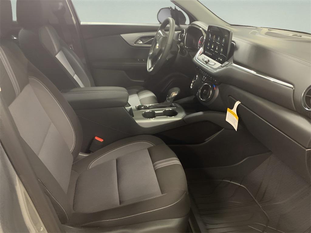 new 2025 Chevrolet Blazer car, priced at $37,947