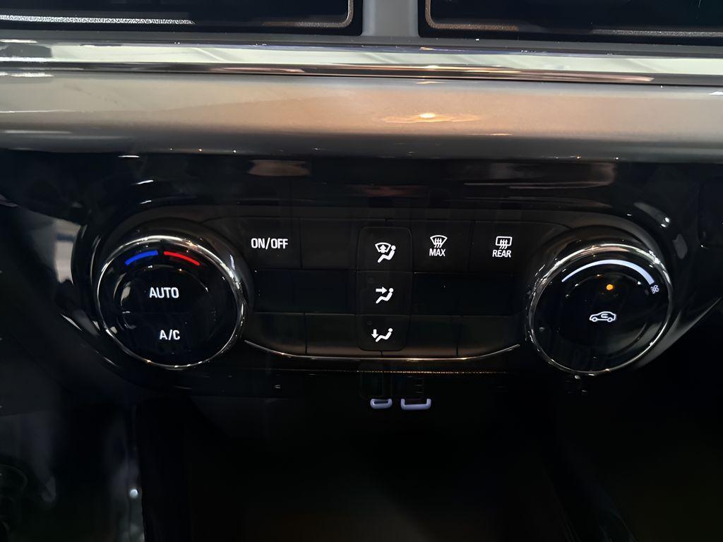 new 2026 Chevrolet Trax car, priced at $22,695