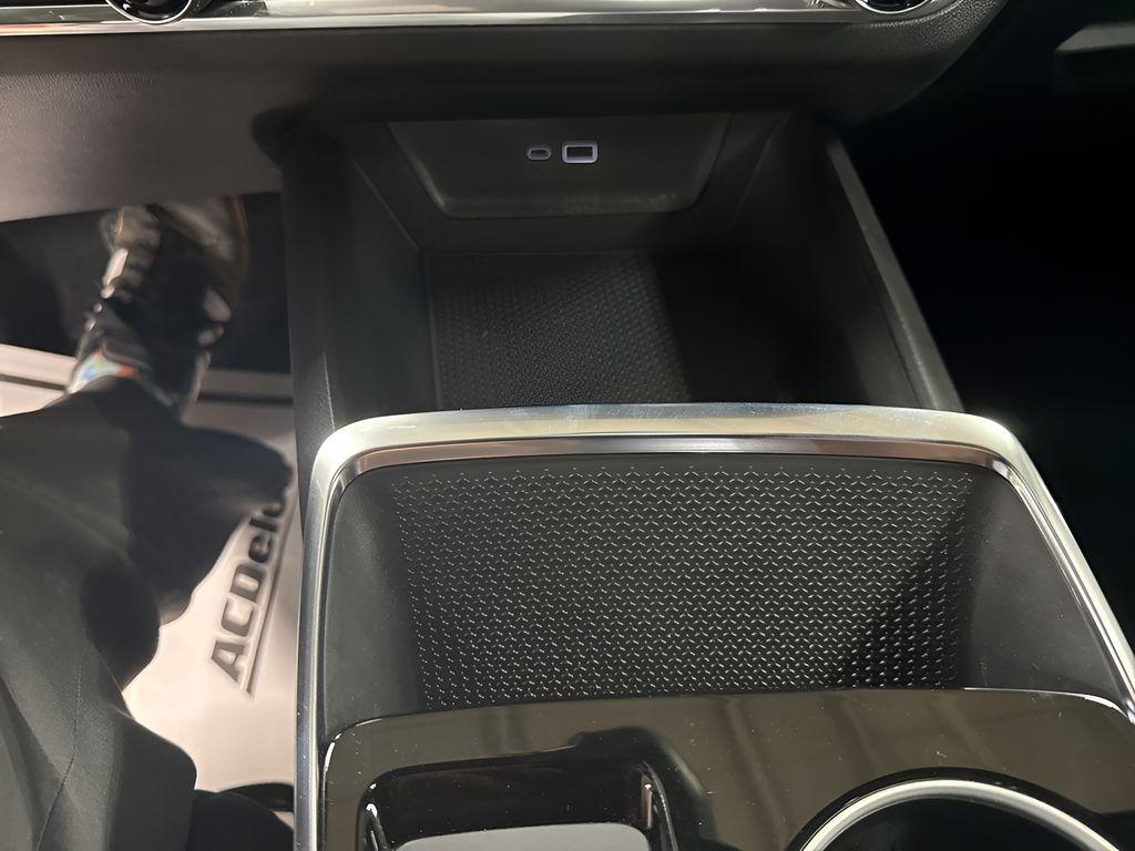 new 2026 Chevrolet Equinox car, priced at $31,195