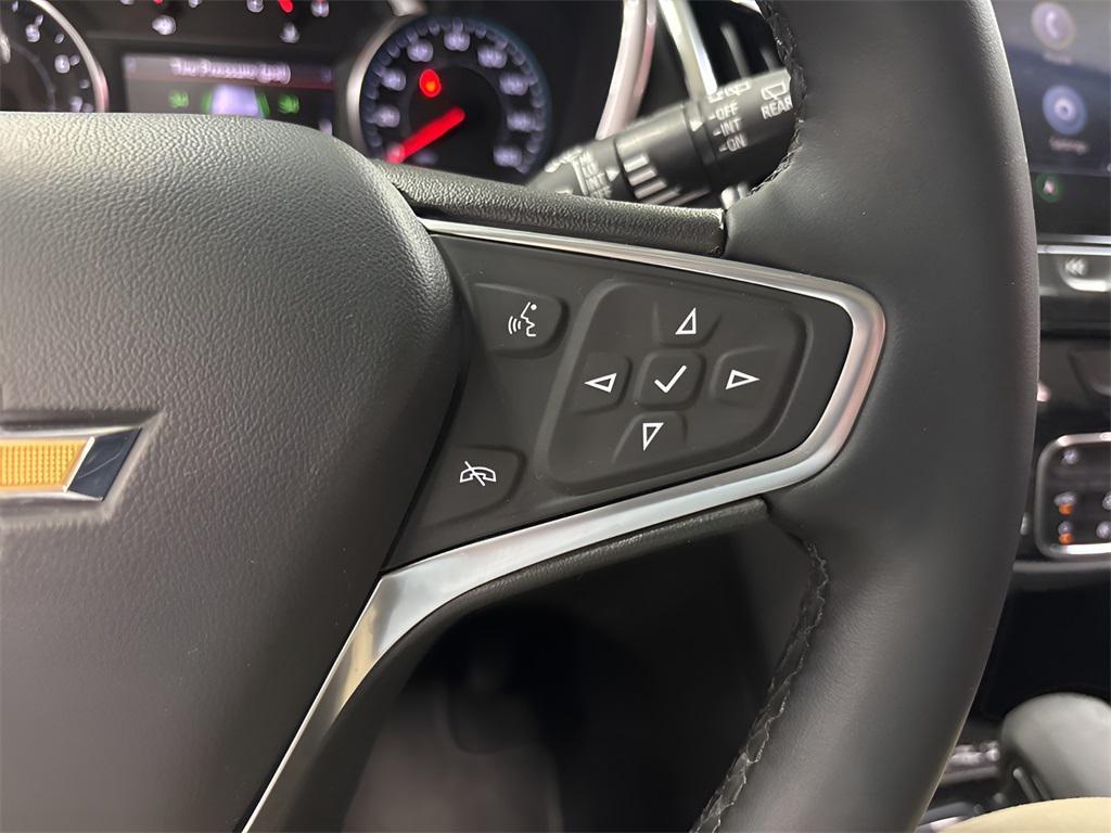 used 2023 Chevrolet Equinox car, priced at $26,838