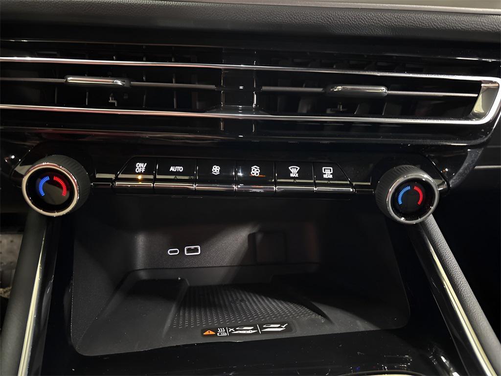 new 2026 Chevrolet Traverse car, priced at $40,565