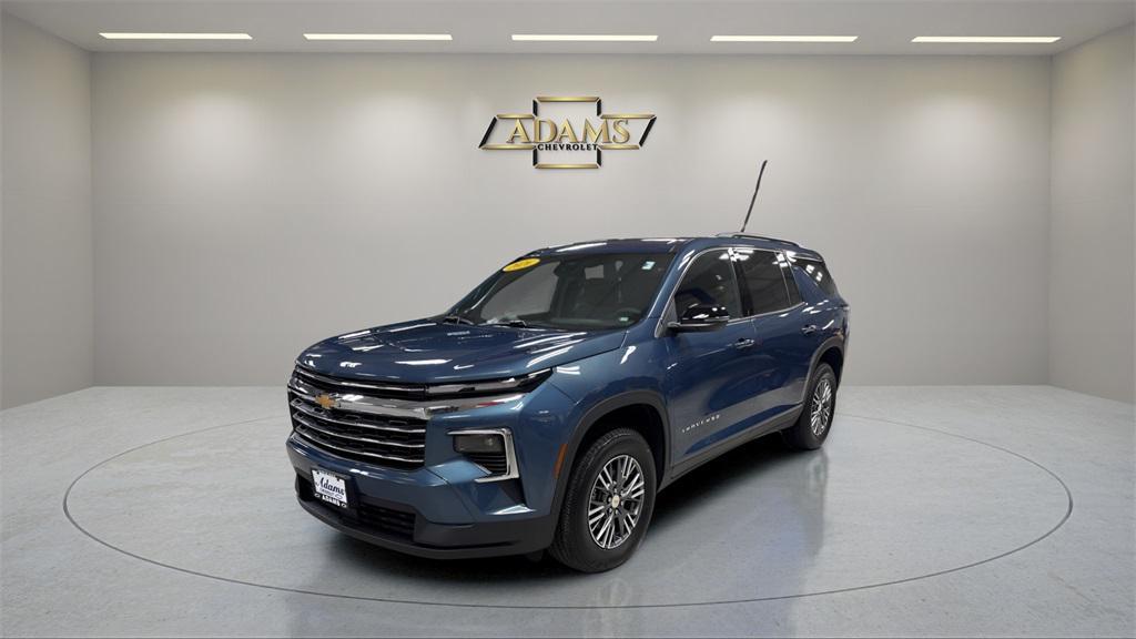 new 2026 Chevrolet Traverse car, priced at $40,565