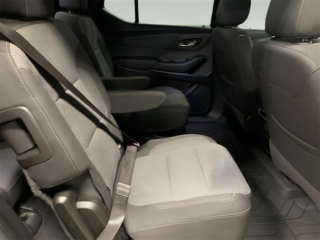 used 2023 Chevrolet Traverse car, priced at $27,988