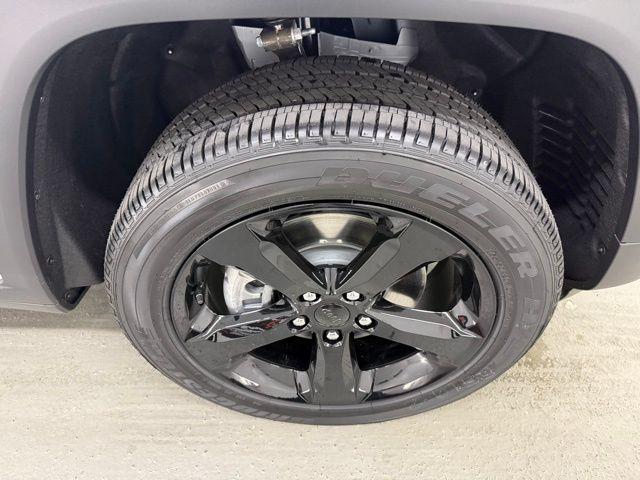 new 2025 Jeep Grand Cherokee L car, priced at $42,848