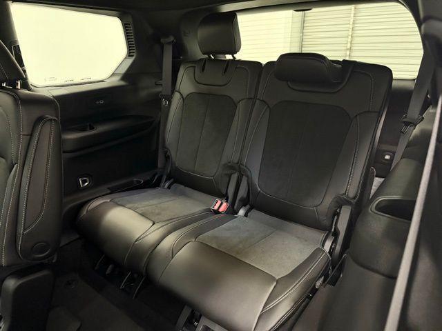 new 2025 Jeep Grand Cherokee L car, priced at $42,848