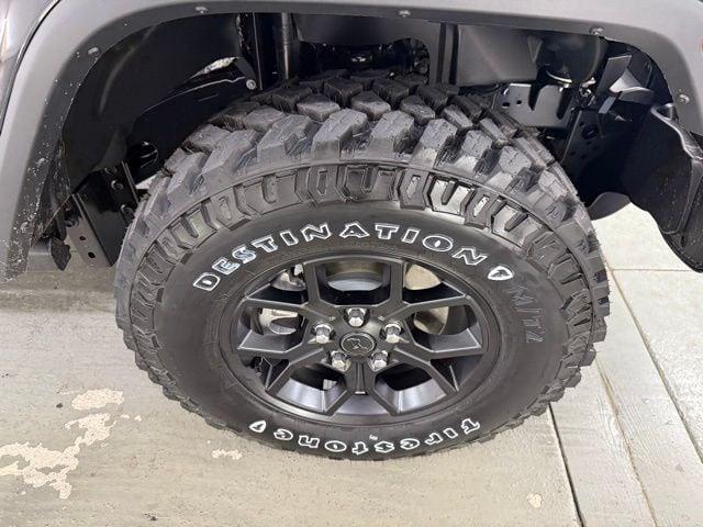 new 2025 Jeep Gladiator car, priced at $50,218