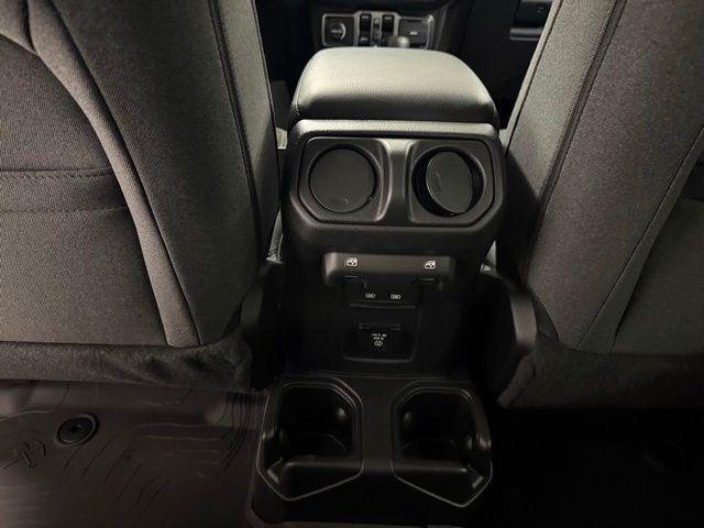 new 2025 Jeep Gladiator car, priced at $50,218