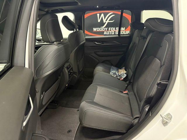 new 2025 Jeep Grand Cherokee car, priced at $38,887