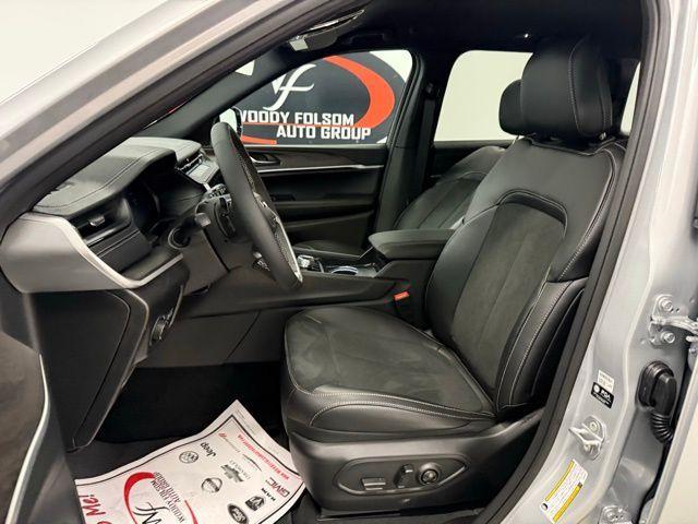 new 2026 Jeep Grand Cherokee car, priced at $45,757