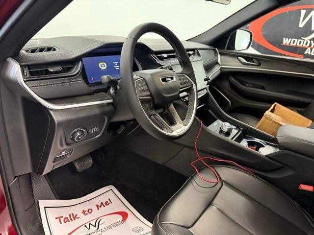 new 2026 Jeep Grand Cherokee car, priced at $47,954