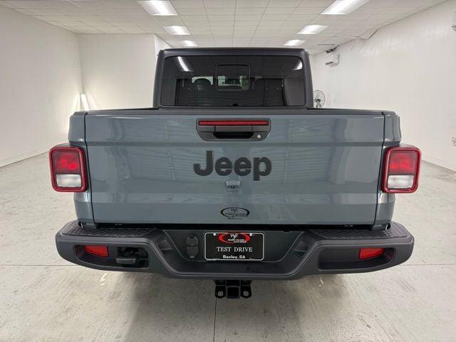 new 2025 Jeep Gladiator car, priced at $43,273