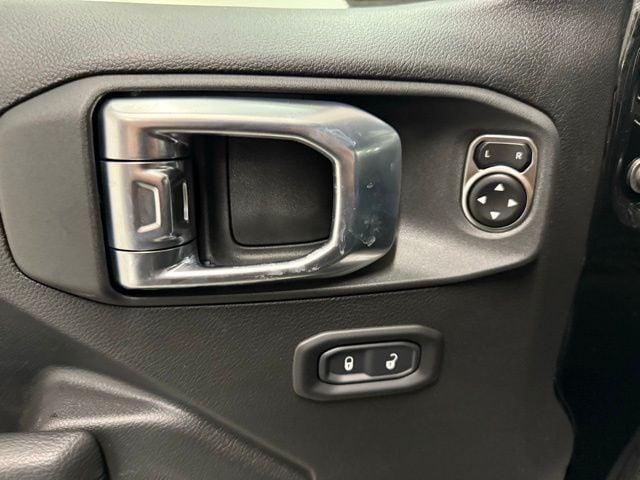 new 2026 Jeep Gladiator car, priced at $46,727