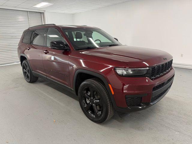 used 2025 Jeep Grand Cherokee L car, priced at $37,988