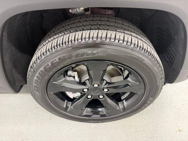 used 2025 Jeep Grand Cherokee L car, priced at $37,988