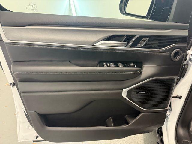 new 2026 Jeep Grand Wagoneer L car