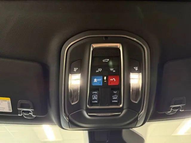 new 2026 Jeep Grand Cherokee car, priced at $47,450