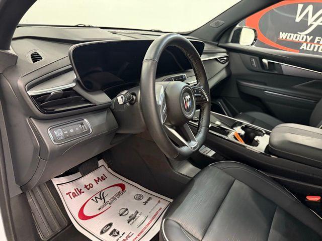 used 2025 Buick Enclave car, priced at $41,968