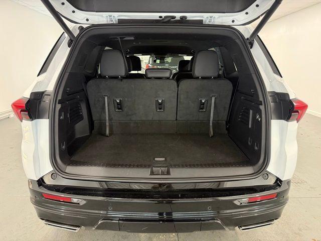 used 2025 Buick Enclave car, priced at $41,968