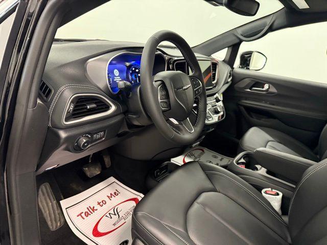 new 2026 Chrysler Pacifica car