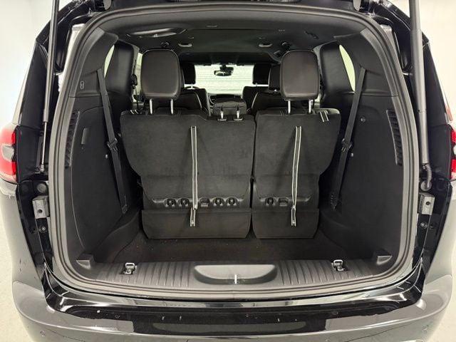 new 2026 Chrysler Pacifica car