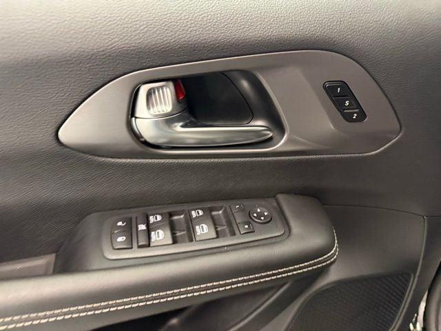 new 2026 Chrysler Pacifica car