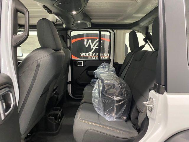 new 2025 Jeep Wrangler car, priced at $44,456