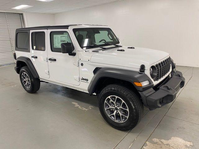 new 2025 Jeep Wrangler car, priced at $44,456