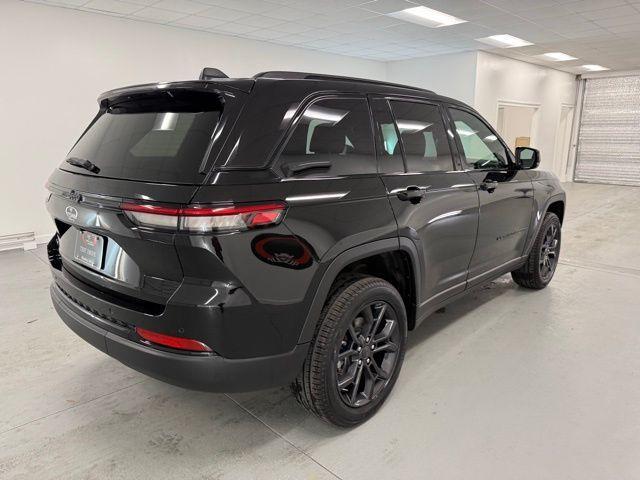 new 2025 Jeep Grand Cherokee car, priced at $48,343