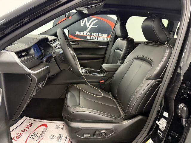 new 2025 Jeep Grand Cherokee car, priced at $48,343