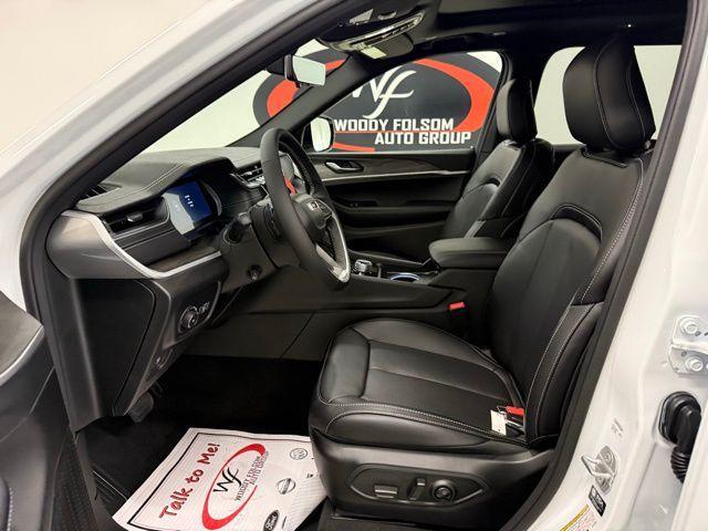 new 2025 Jeep Grand Cherokee L car, priced at $52,657