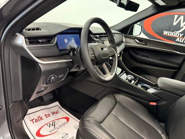 new 2025 Jeep Grand Cherokee car, priced at $50,973