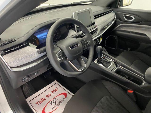 new 2025 Jeep Compass car, priced at $27,329