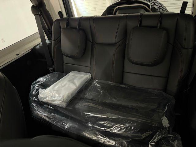 new 2025 Jeep Wrangler car, priced at $53,557