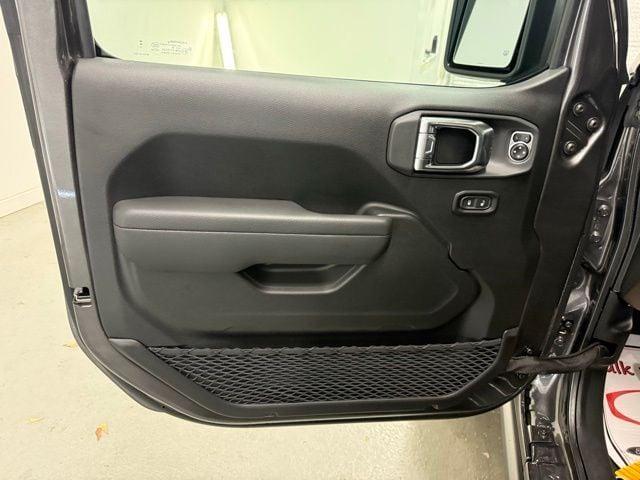 new 2026 Jeep Gladiator car, priced at $51,966