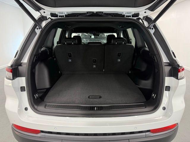 new 2026 Jeep Grand Cherokee car, priced at $46,285