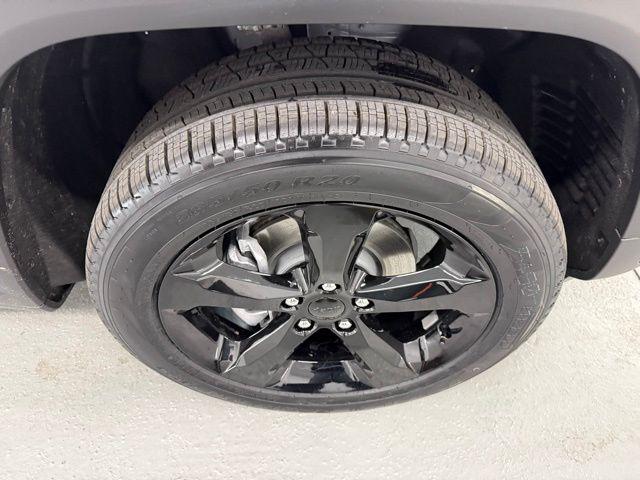 new 2026 Jeep Grand Cherokee car, priced at $47,954