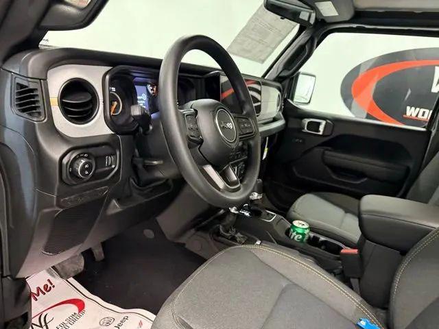 new 2026 Jeep Gladiator car, priced at $41,737