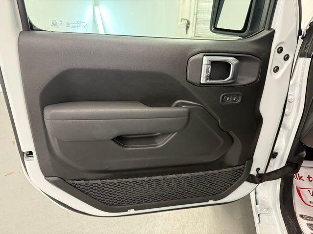 new 2026 Jeep Gladiator car