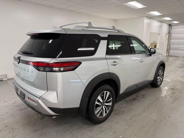 used 2025 Nissan Pathfinder car, priced at $38,500