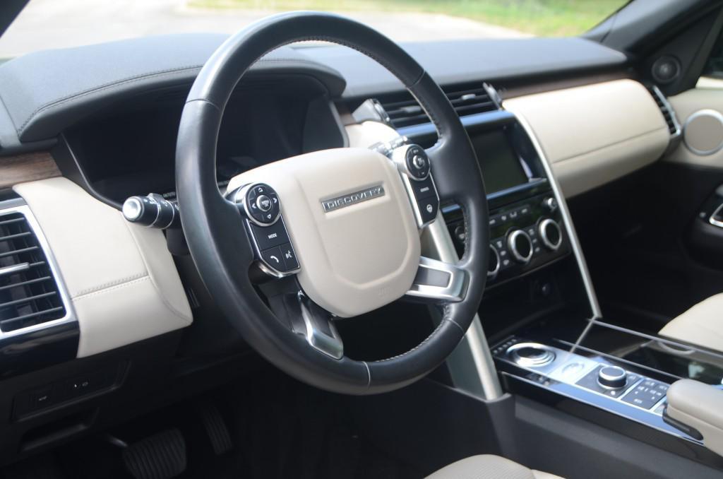 used 2018 Land Rover Discovery car, priced at $17,990