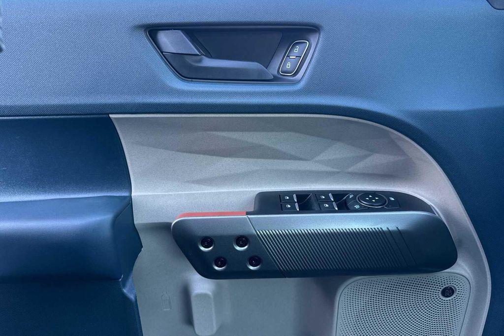 new 2025 Ford Maverick car, priced at $39,618