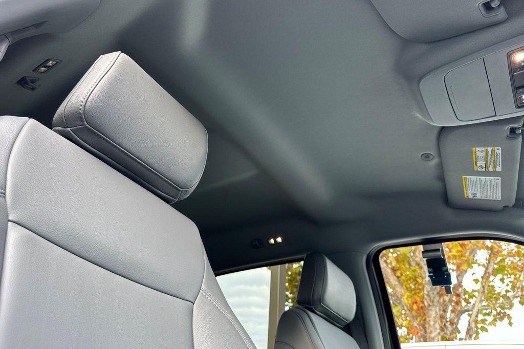 new 2025 Ford F-150 Lightning car, priced at $75,715