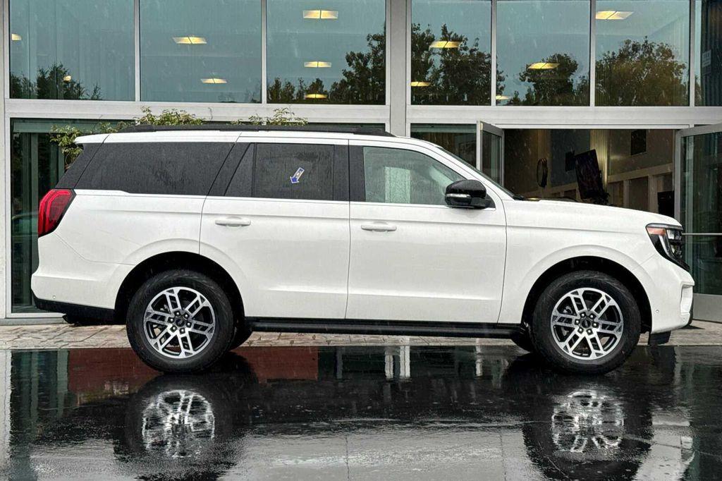 new 2025 Ford Expedition car, priced at $74,680
