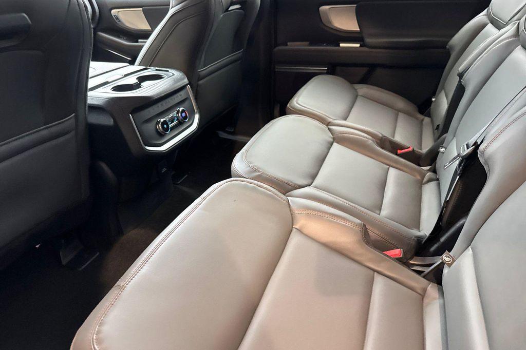 new 2025 Ford Expedition car, priced at $74,680