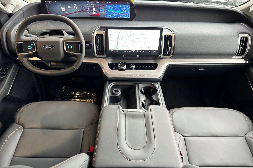 new 2025 Ford Expedition car, priced at $74,680