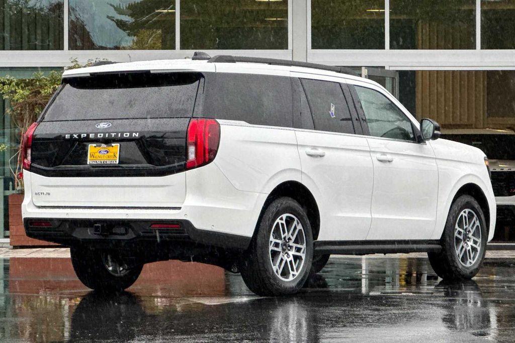 new 2025 Ford Expedition car, priced at $74,680