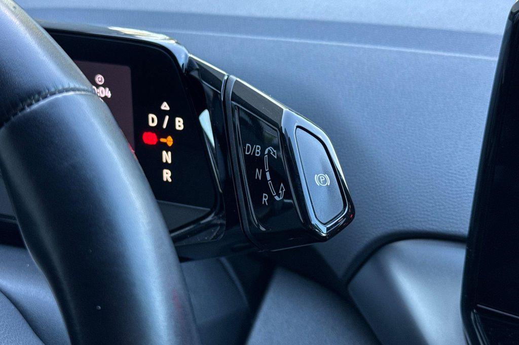 used 2022 Volkswagen ID.4 car, priced at $17,499