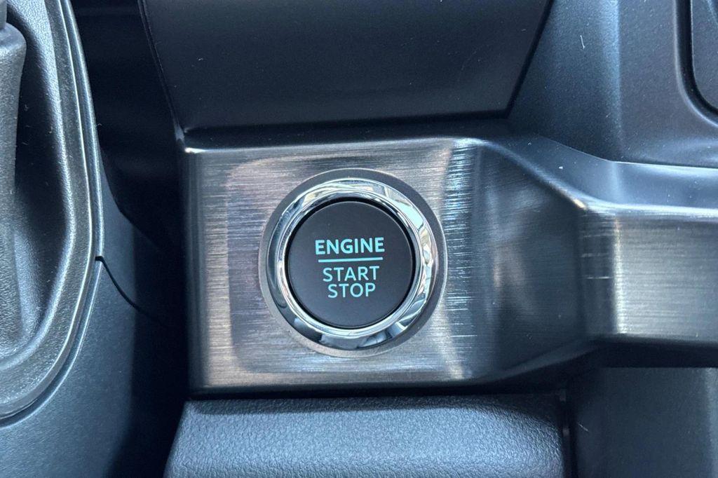 new 2025 Ford F-250 car, priced at $86,674