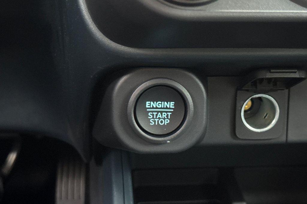 new 2025 Ford Maverick car, priced at $40,223