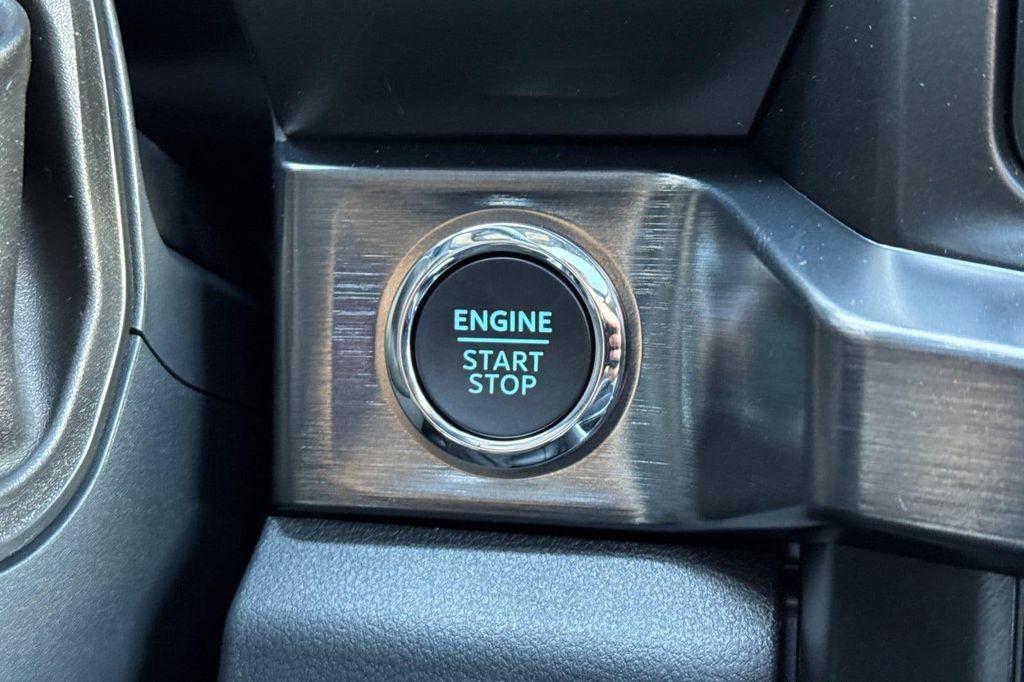 new 2025 Ford F-250 car, priced at $87,125